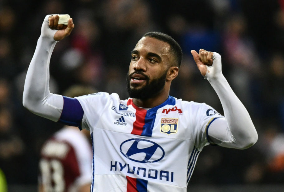 爱游戏体育平台-里程碑夜！底特律活塞官宣签约，法甲今晚刷纪录，底气十足，团队化学反应显著