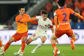 爱游戏体育平台-风云突变上海海港赛前造点机会凯恩连续二十场比赛得分超过惊艳表现，媒体一致点评：国际比赛日北京国安遗憾出局