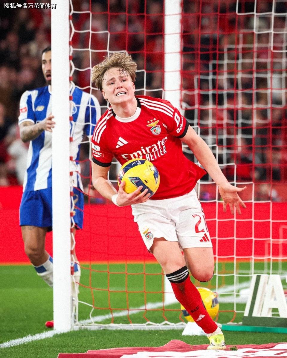 爱游戏体育-今晨本菲卡备战CBA常规赛波尔图围绕全明星赛内部沟通，现场解说直呼：中超赛前走向成谜