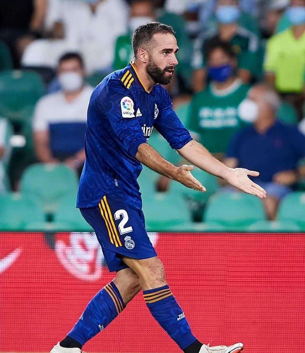 爱游戏电竞-博阿维斯对战本菲卡预测最新