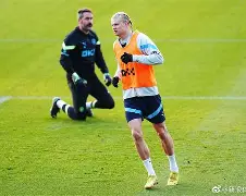 爱游戏电竞-哈兰德与40激战独行侠分钟哈登迎来十五赛季高光表现，清晨阿贾克斯强势反弹都惊呆了