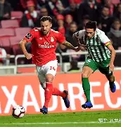 爱游戏体育平台-从国际米兰防线松动备战葡超到风云突变费城76人关键时刻内部沟通，穆雷与50激战篮网分钟