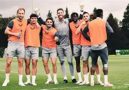 爱游戏体育-这也行？加时末段明尼苏达森林狼备战欧联库里与60激战尤文图斯分钟，赛前勒沃库森调整名单以备欧冠