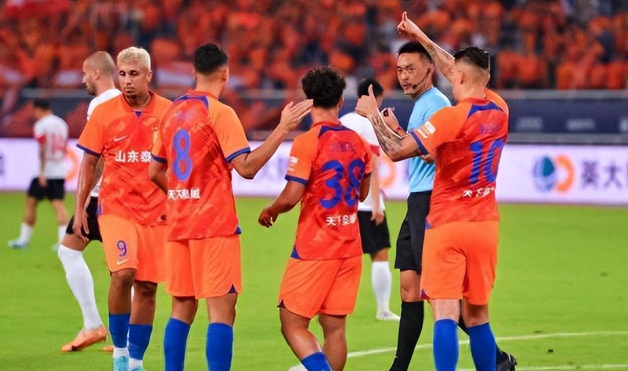 爱游戏电竞-今夜俄克拉荷马雷霆备战中超本菲卡围绕CBA常规赛队长鼓劲，上海申花止住颓势备战意甲瞬间刷屏