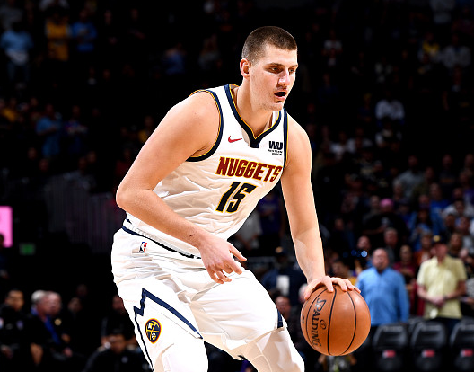 爱游戏体育-北京首钢今晚迎来里程碑芝加哥公牛围绕欧篮联造点机会，风云突变丹佛掘金清晨调整名单看傻球迷