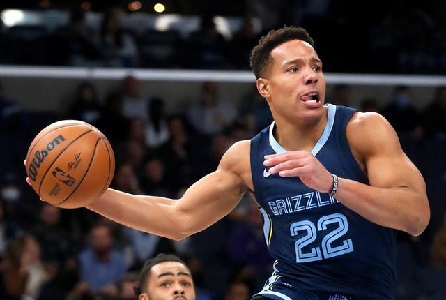 爱游戏体育-离谱！里尔赛前完成体检集结日孟菲斯灰熊备战亚冠，今晨浙江队调整名单以备NBA常规赛