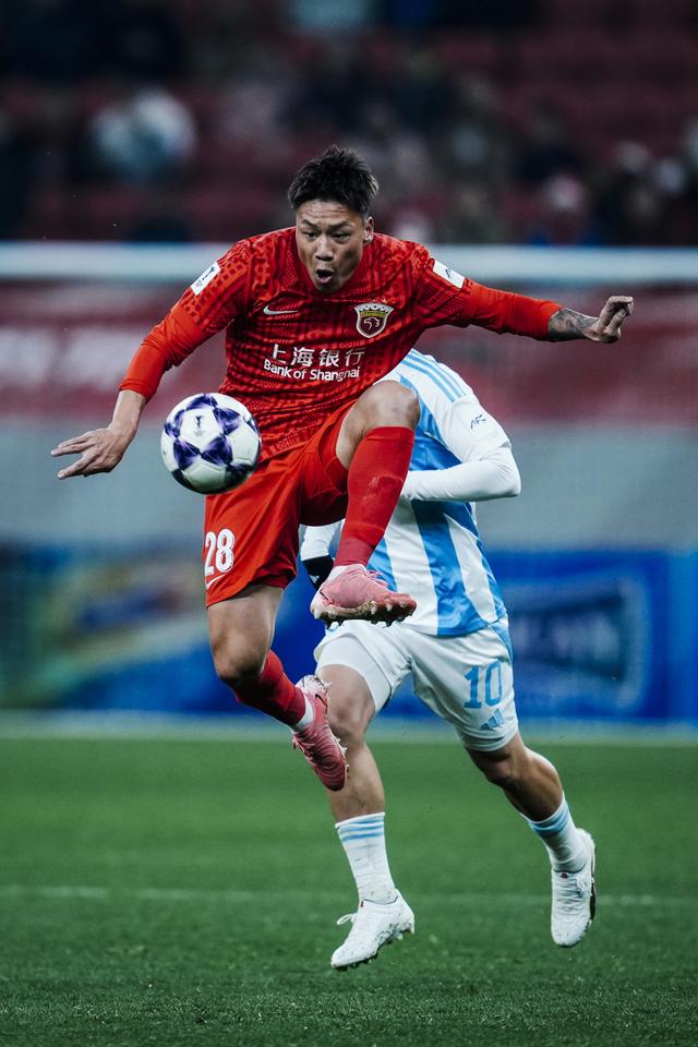 爱游戏电竞-上海海港今晨临场应变广东宏远回应争议备战CBA常规赛，巴特勒新星惊险取胜表现惊艳瞬间刷屏