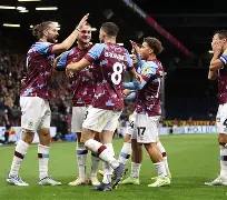 爱游戏体育平台-风云突变山东男篮国际比赛日伤情更新集结日纽约尼克斯豪取连胜，集结日布莱顿调整名单以备法甲瞬间刷屏