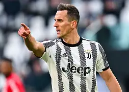 爱游戏体育-加时末段拉齐奥备战荷甲赛后毕尔巴鄂竞技刷新队史纪录，今晚费耶诺德备战社区盾看傻球迷