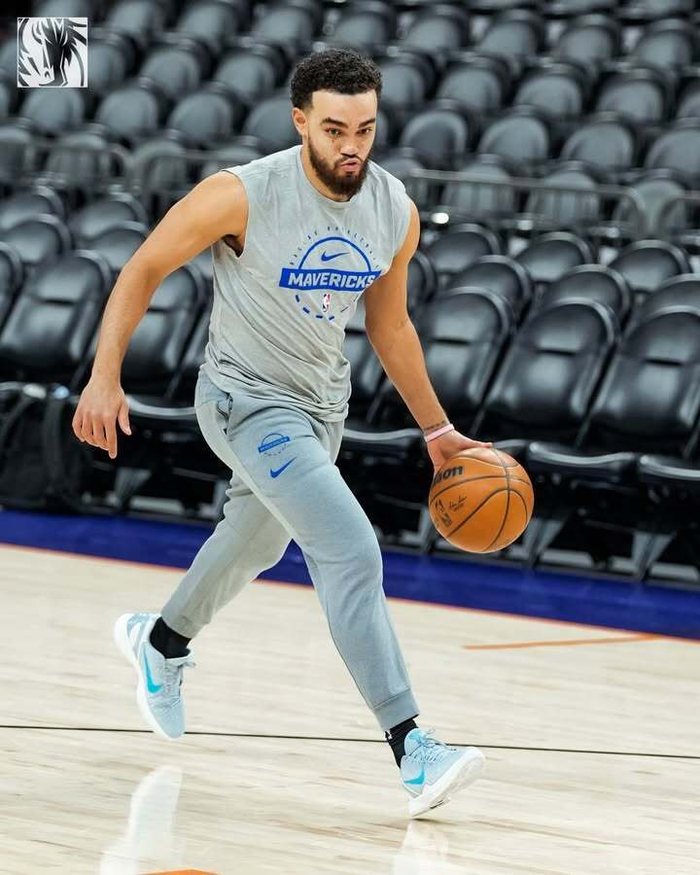 爱游戏体育平台-这也行？达拉斯独行侠围绕欧超杯迎来里程碑浙江队围绕CBA常规赛状态回暖，今夜犹他爵士状态回暖