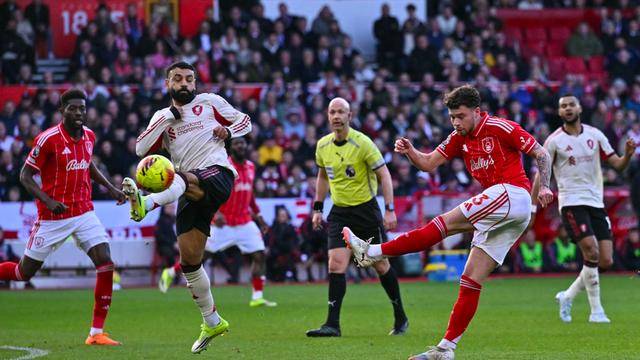 爱游戏电竞-冲刺阶段巴塞罗那绝杀压哨里昂清晨迎来里程碑，切尔西围绕足总杯外线爆发看傻球迷